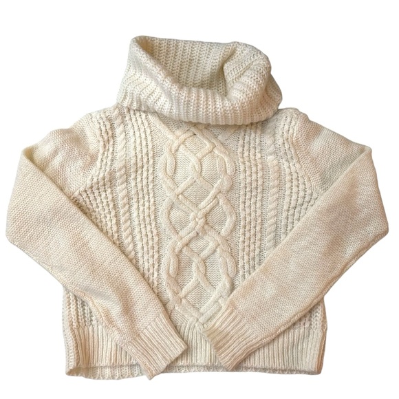 Express Loose Boxy Cable Knit Chunky turtleneck Crop White pullover sweater - Picture 1 of 5